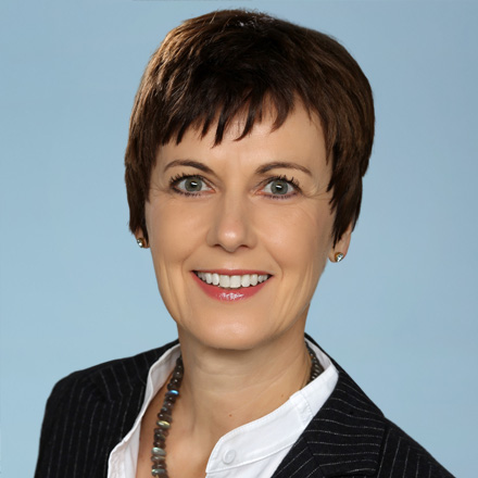 Dr. Angelika Hilger